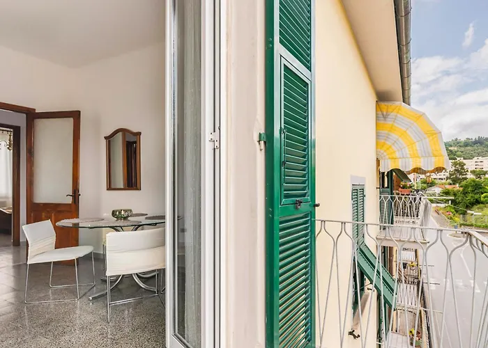 Guesthost - Into The Green! Da Passano Apartment